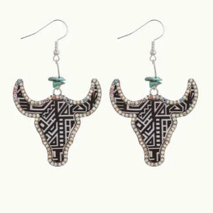 NEW Western Earrings - Cow Bulls Head Rhinestones - Silver Plated Findings